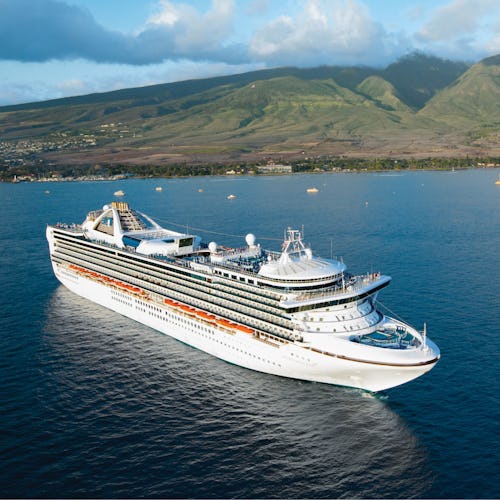 Grand Princess in Hawaii