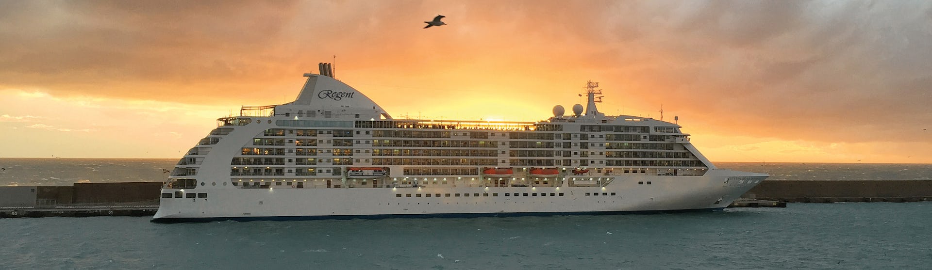 Seven Seas Mariner at Sea