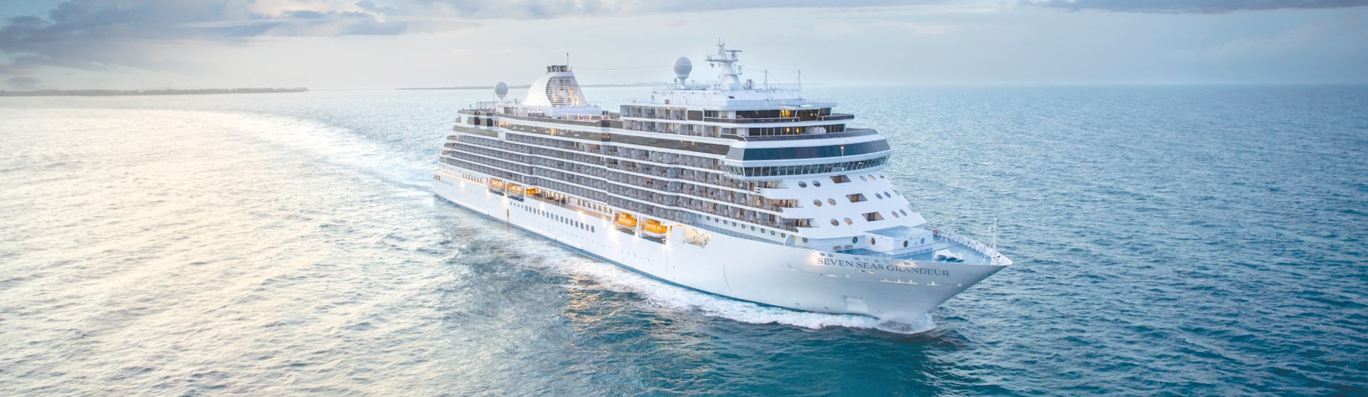 Seven Seas Grandeur at Sea