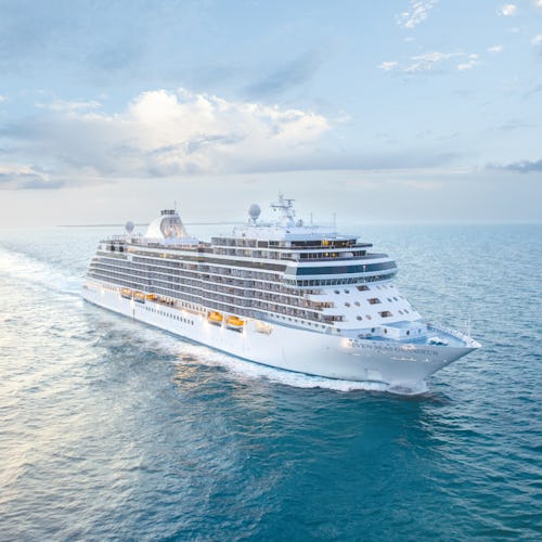 Seven Seas Grandeur at Sea