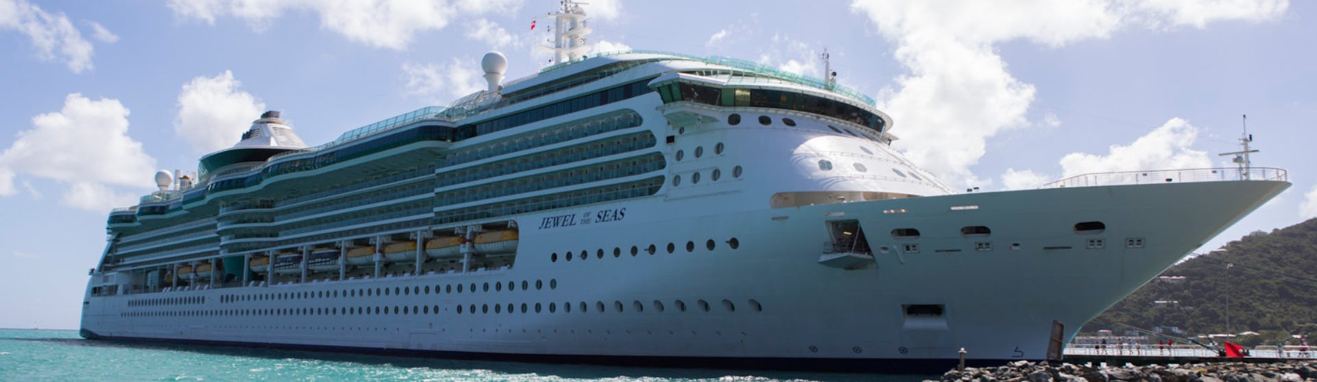 Jewel of the Seas at Sea
