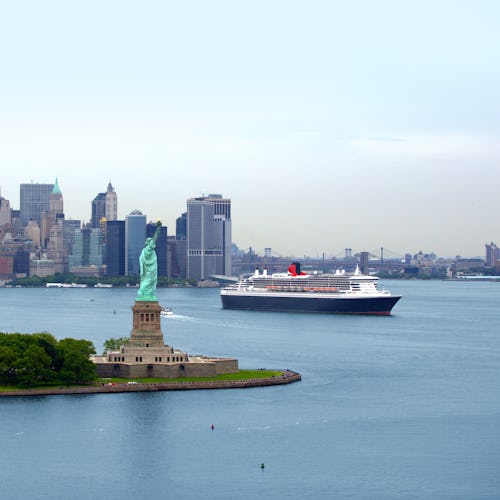 Cunard's Queen Mary 2 in New York