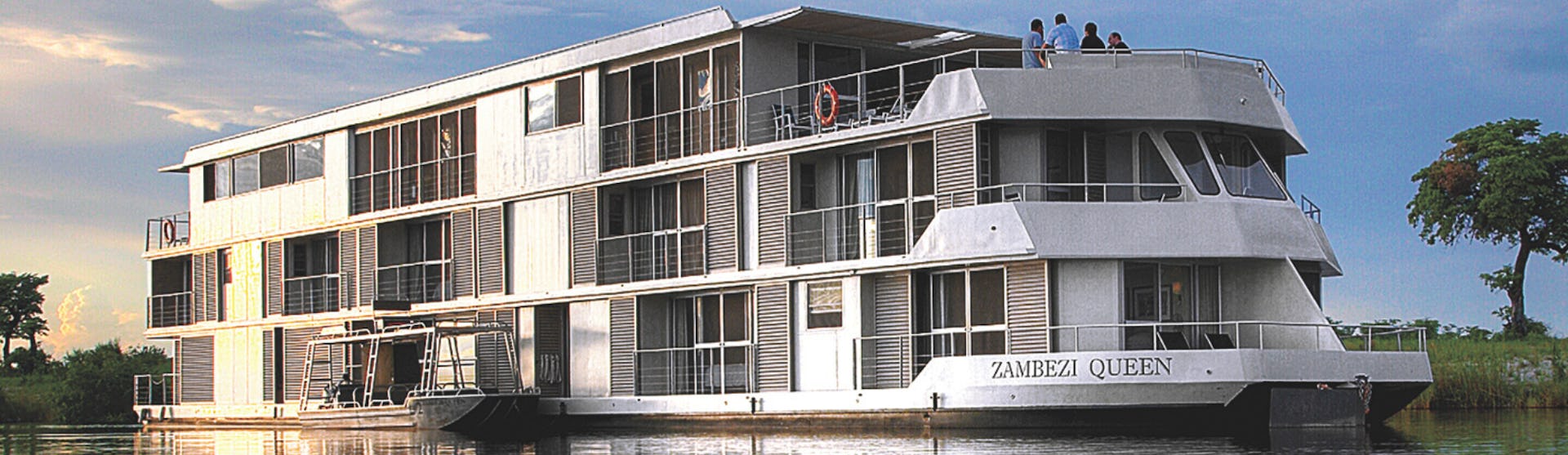 Exterior shot of Zambezi Queen