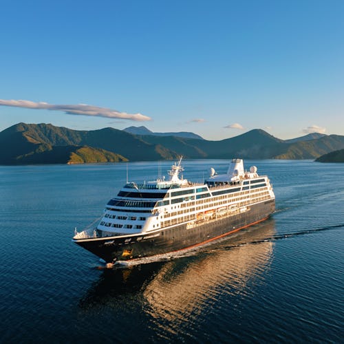 Azamara Quest sailing in New Zealand