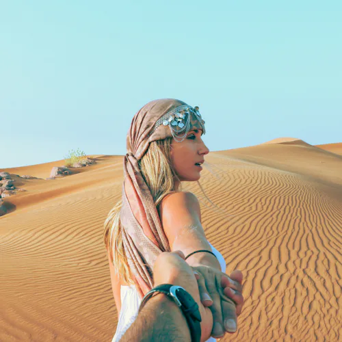 Cruise passenger enjoying the Dubai desert before embarking on the ship