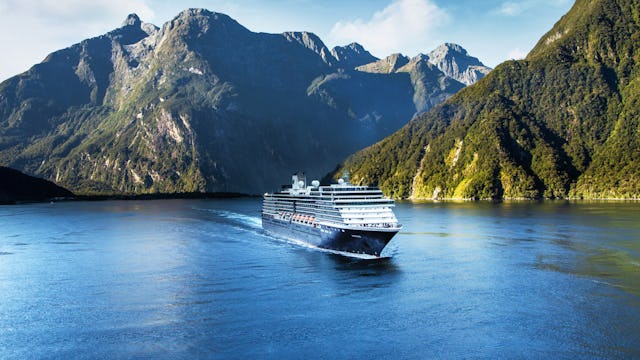 Noordam in New Zealand Fjords