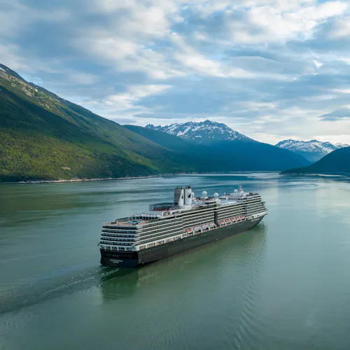 Nieuw Amsterdam sailing Skagway