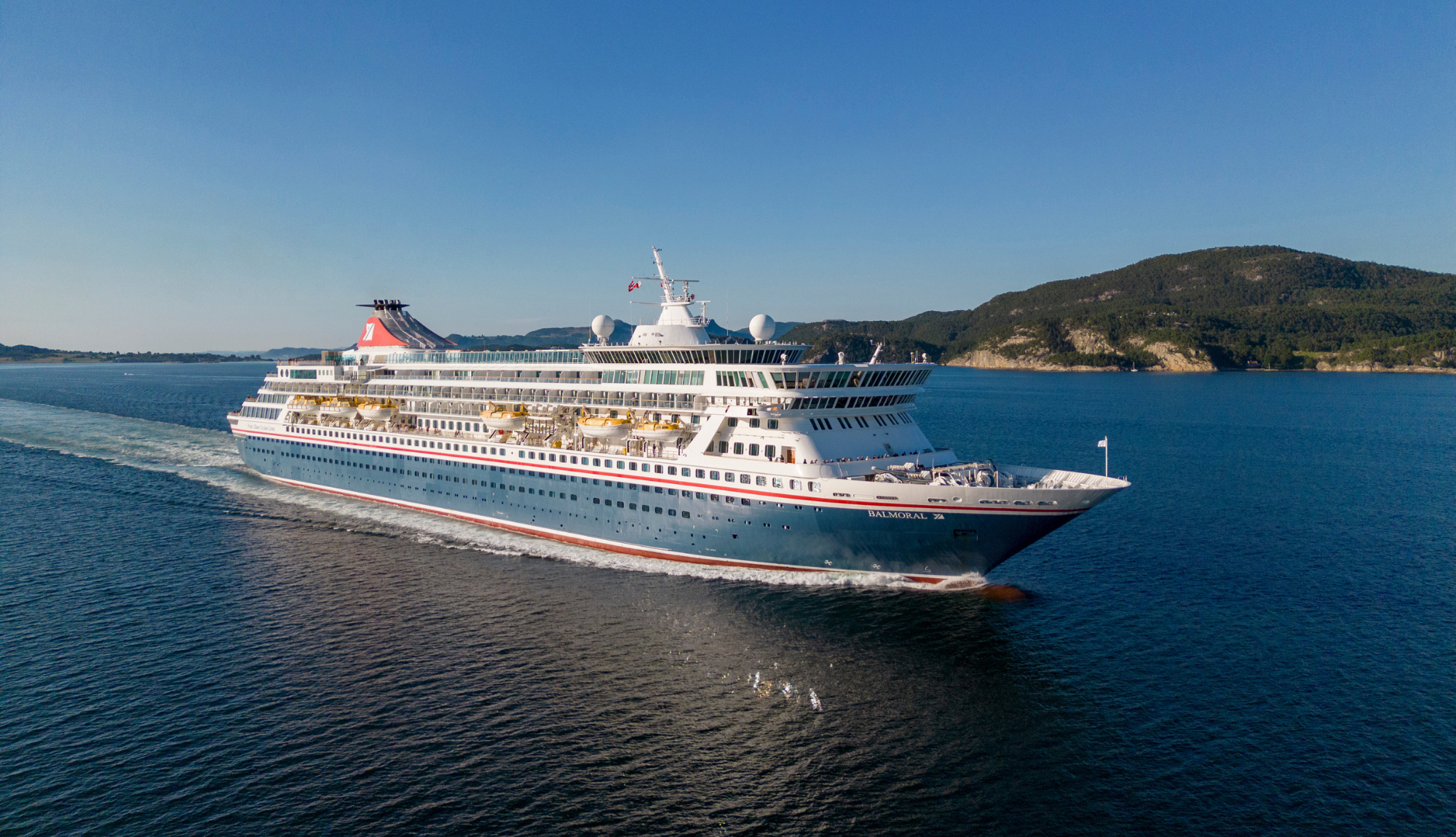 Balmoral at Sea arriving in Norway