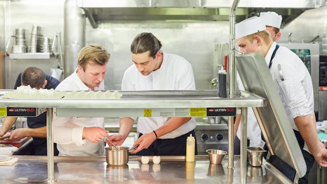 Hapag-Lloyd Cruises - Dining - Chef Kevin Fehling