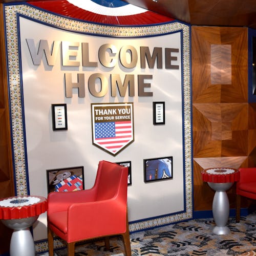 Wall mural in Heroes bar onboard Carnival Legend