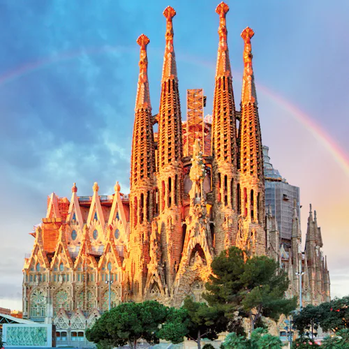 The Sagrada Familia in Barcelona a highlight of any Paramount Cruises package