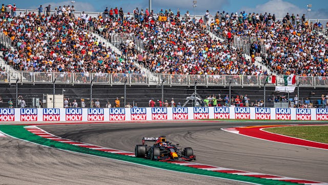 Packed grandstands at the United States grand prix Paramount Cruises