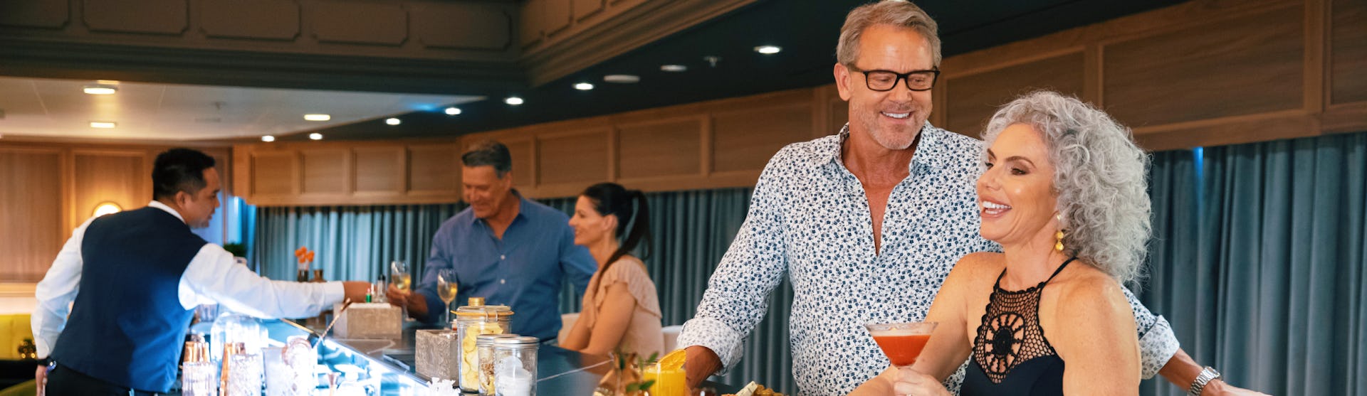 Azamara Drinks Packages - Atlas Bar