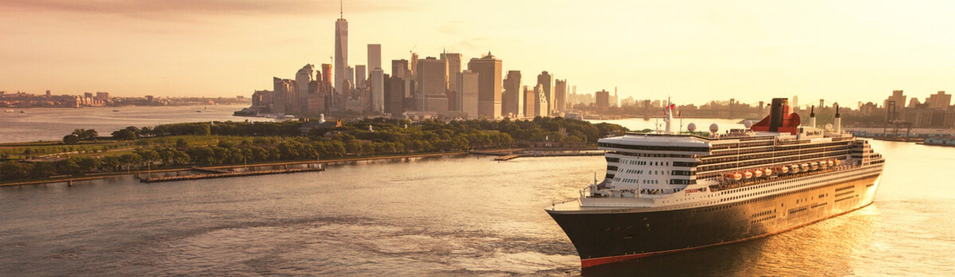 Cunard Queen Mary 2 sailing from New York