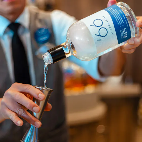 Norwegian Cruise Line - Free At Sea NCL Gin