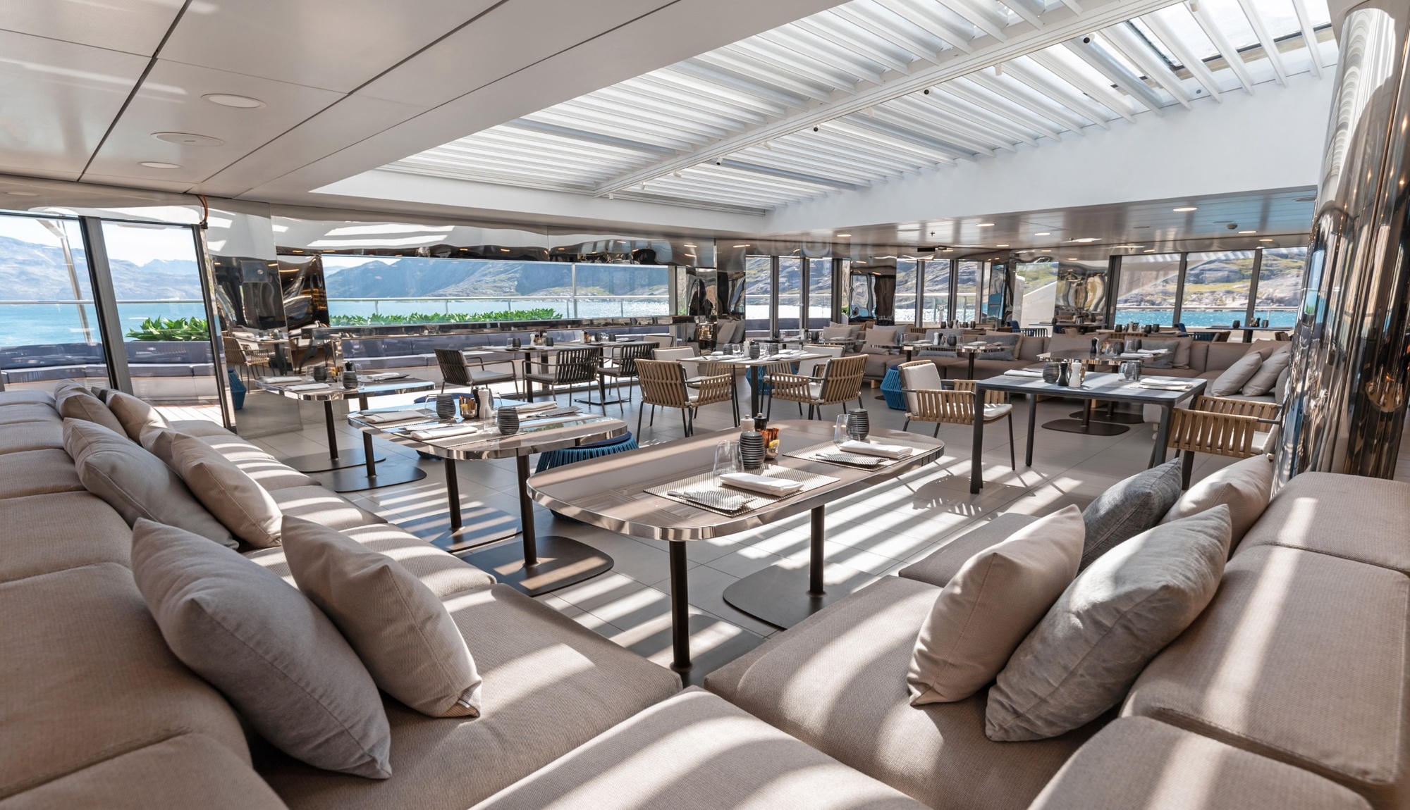 Yacht Club aboard Scenic Eclipse