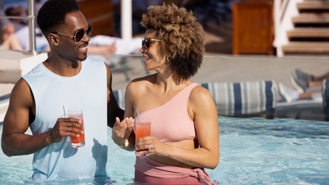 Windstar Cruises Drinks Packages in the pool