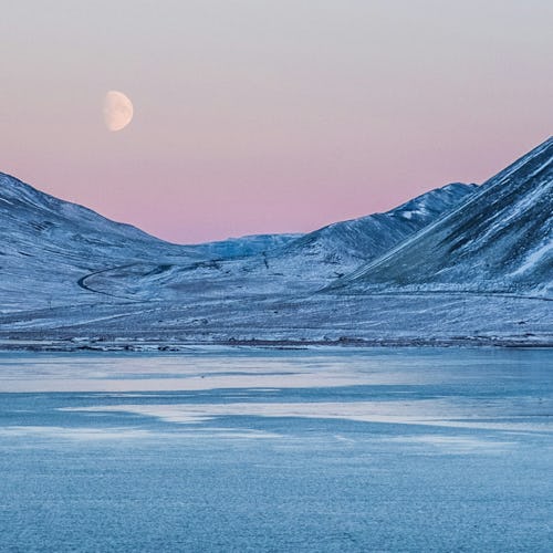 Arctic Expedition Cruises - midnight sun