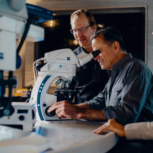 HX Expeditions - Science Centre