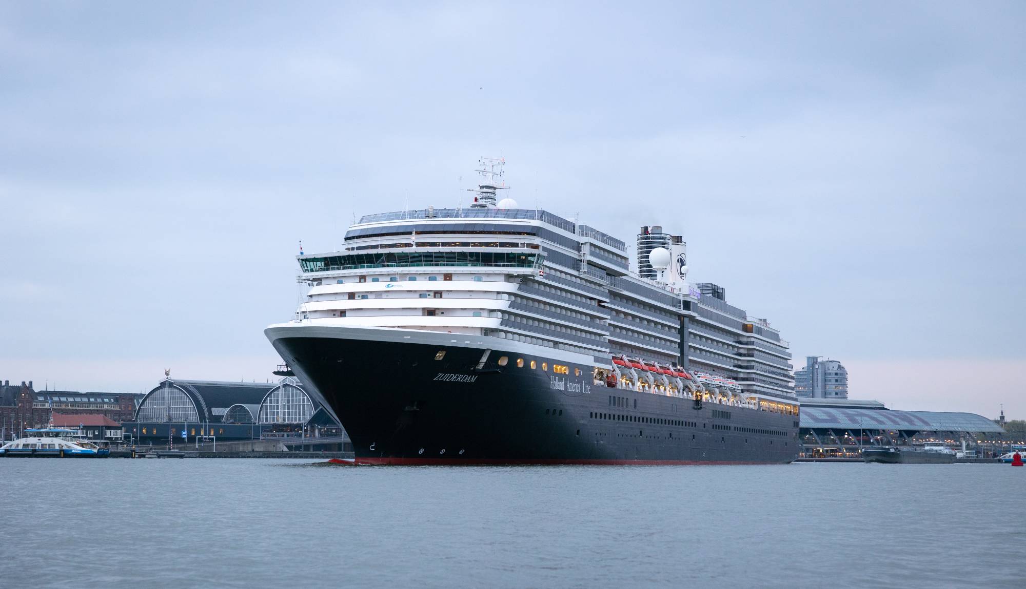 Zuiderdam Holland America Line