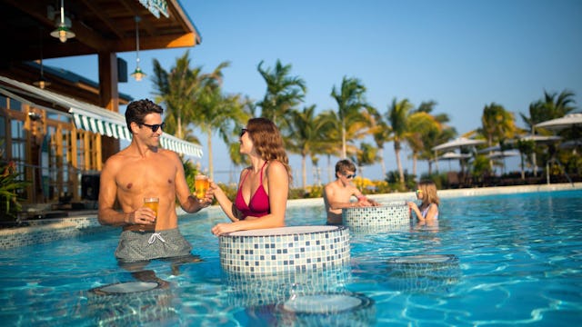 Harvest Caye Belize NCL - pool bar