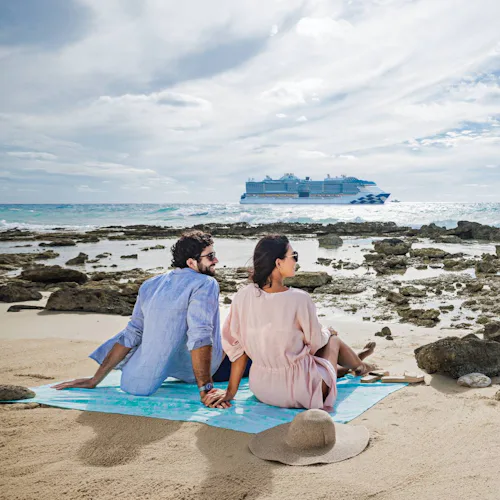 Princess - Princess Cays - couple beach ship