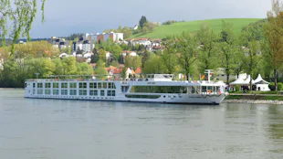 Scenic River Cruises - Scenic Amber