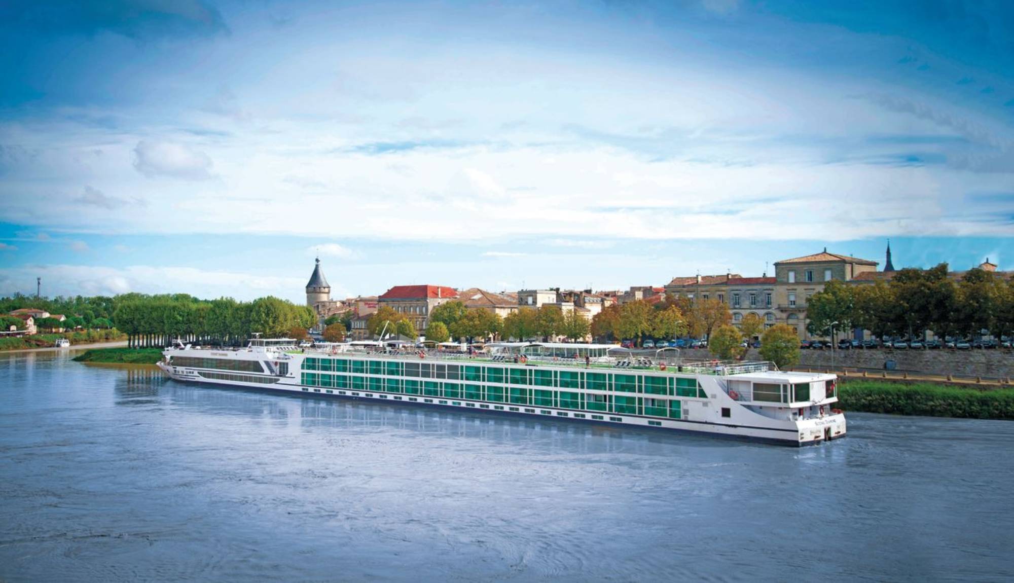 Scenic River Cruises - Scenic Diamond