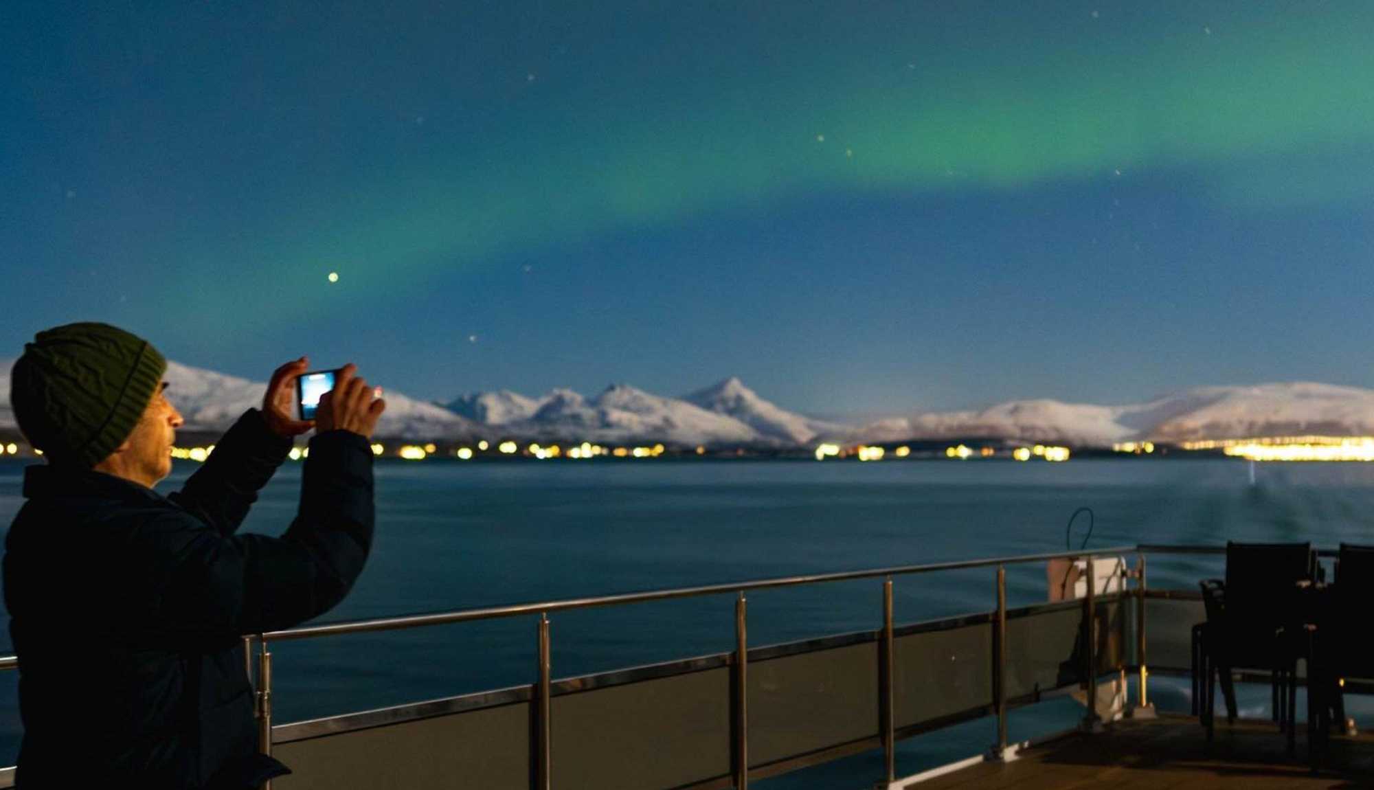 Tromso, Northern Lights - Norwegian Fjords