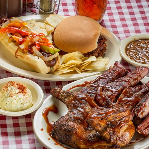 Mobile, Alabama - McMillans BBQ