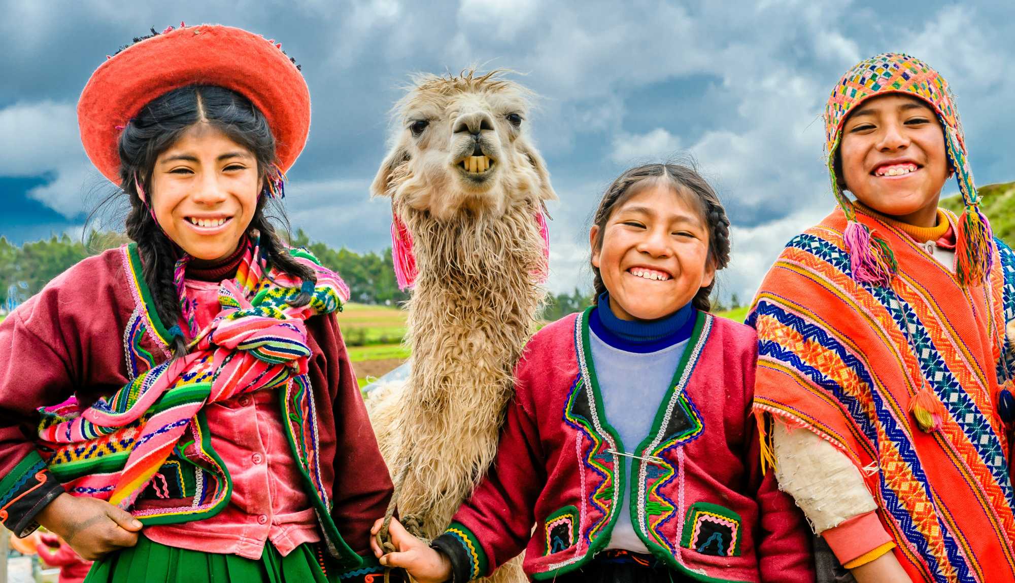 Peru - Children with Llama