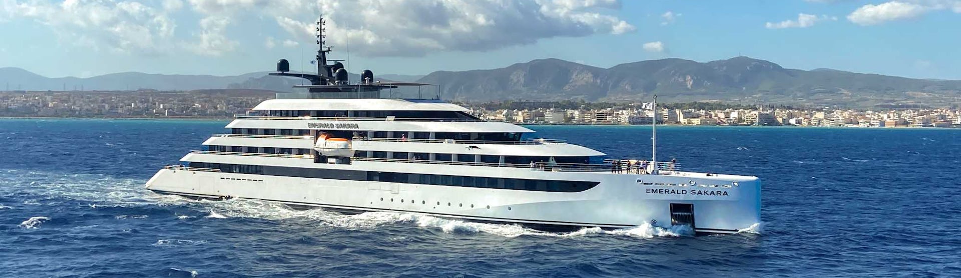 Emerald Yacht Cruises - Emerald Sakara