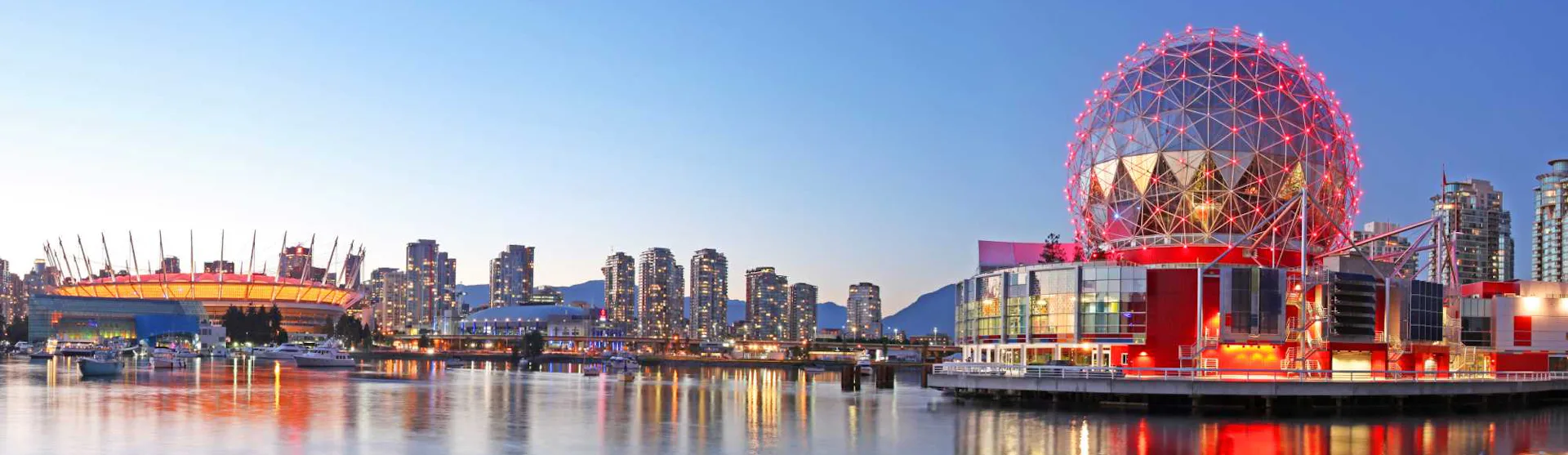 Vancouver - Skyline at dusk