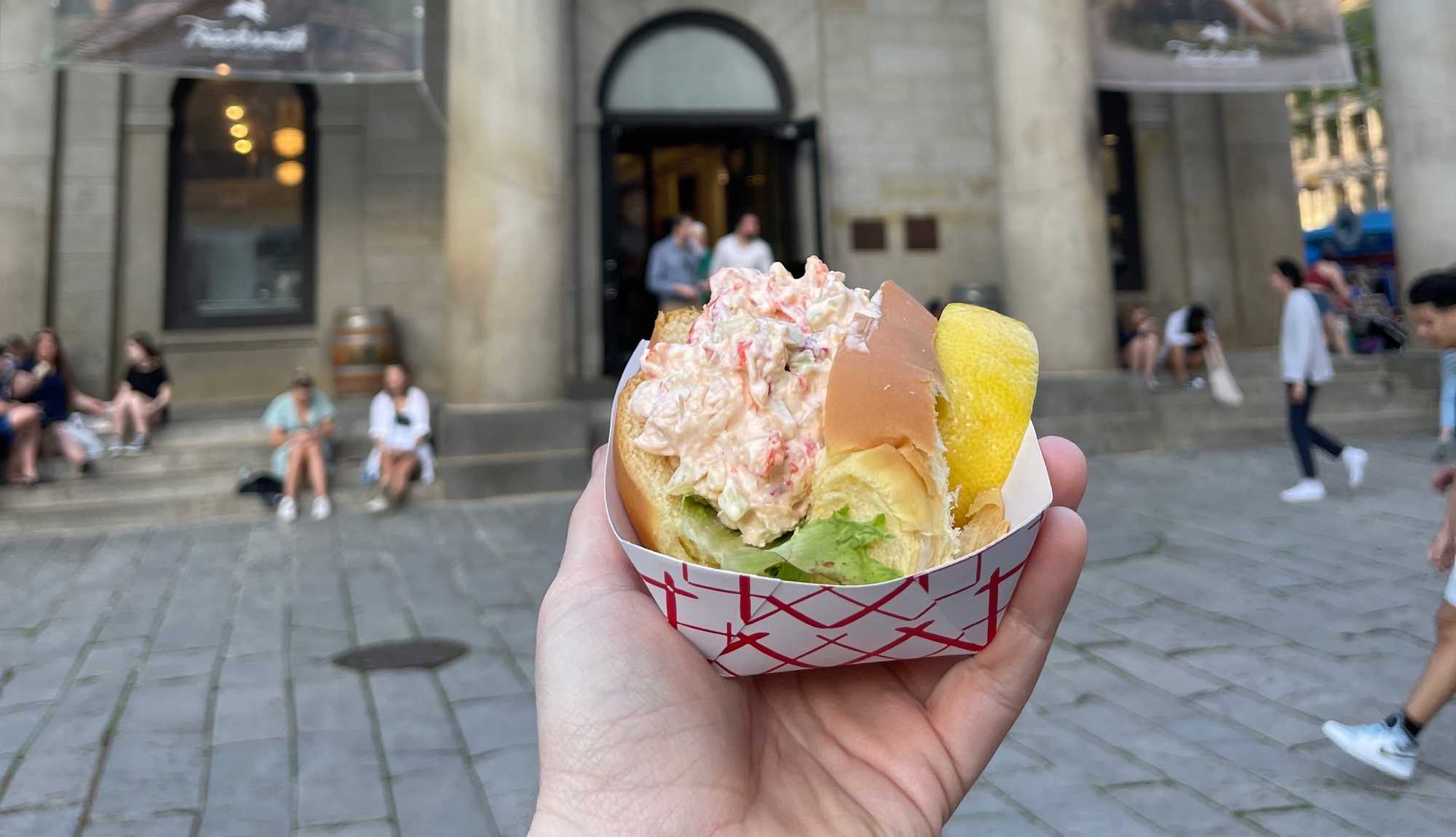 Boston - Quincy Market Lobster Roll