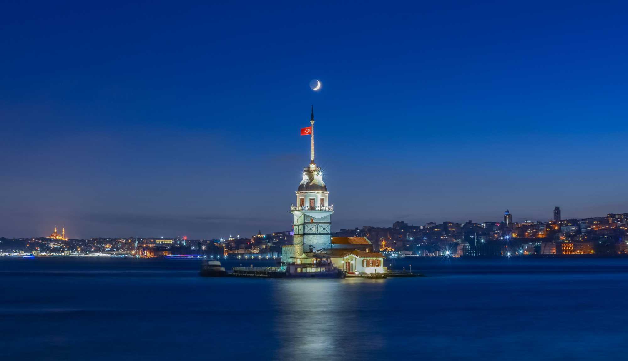 Istanbul, Turkey - Istanbul, Turkey - Maiden's Tower at Night