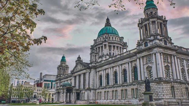 Crusies from Belfast - Belfast City Hall