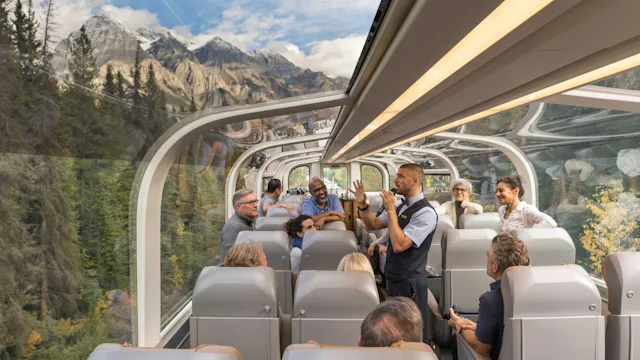 Rocky Mountaineer - GoldLeaf Host