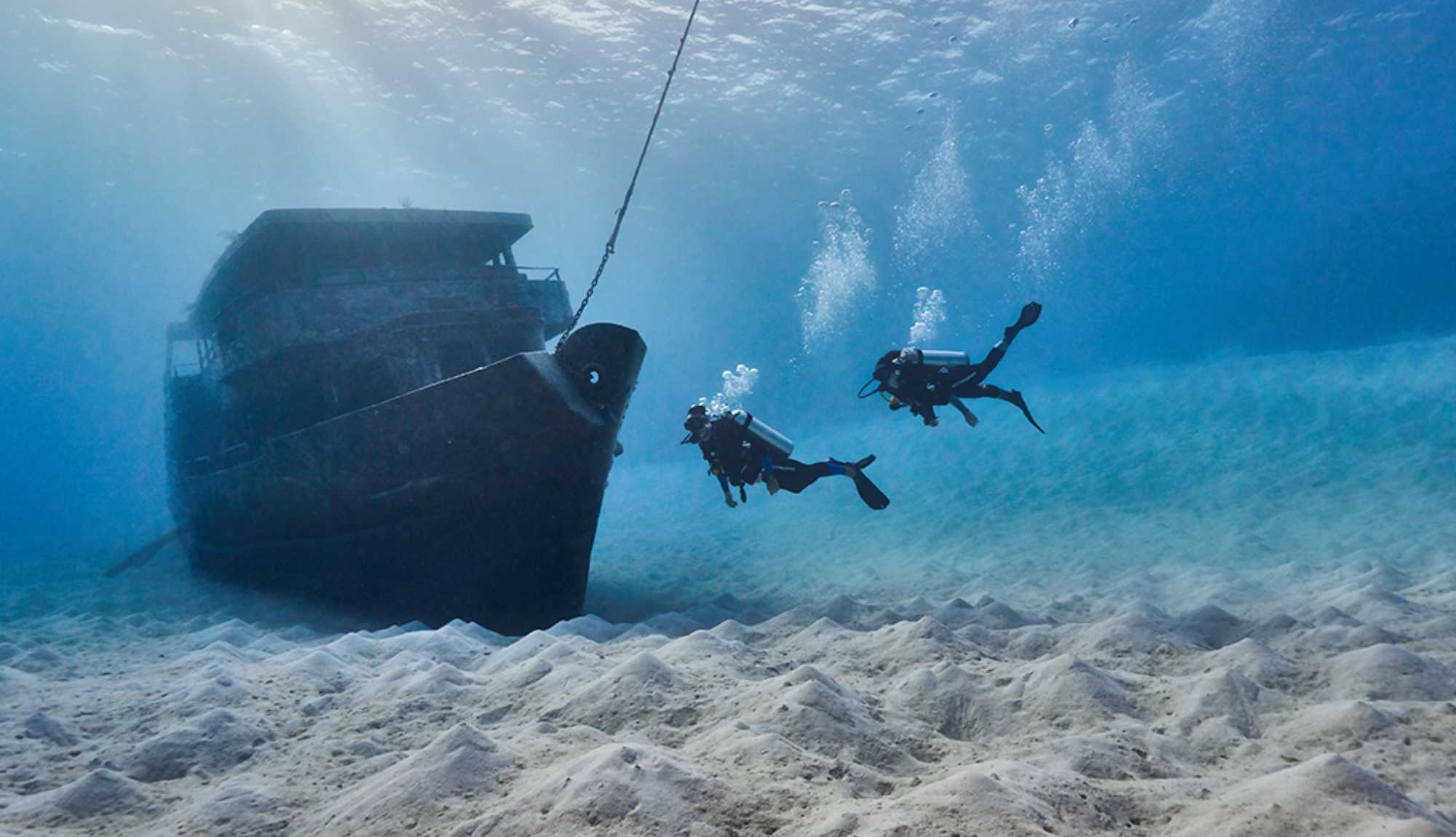 Bermuda - Diving and Shipwreck