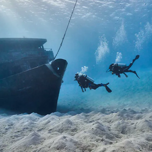 Bermuda - Diving and Shipwreck
