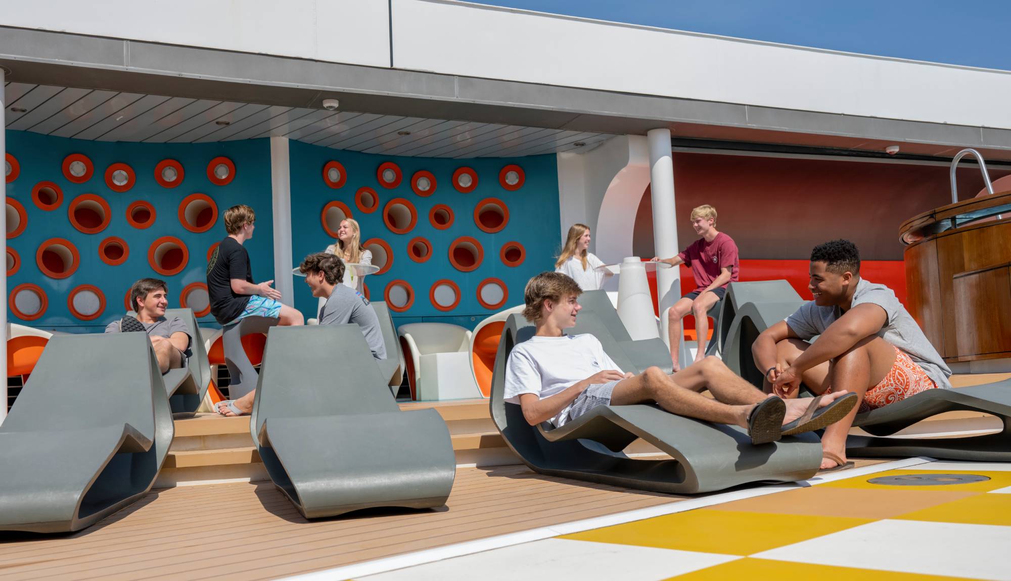 Disney Cruise Line - Kid's Clubs - outdoor sundeck, Vibe, Disney Dream