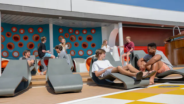 Disney Cruise Line - Kid's Clubs - outdoor sundeck, Vibe, Disney Dream