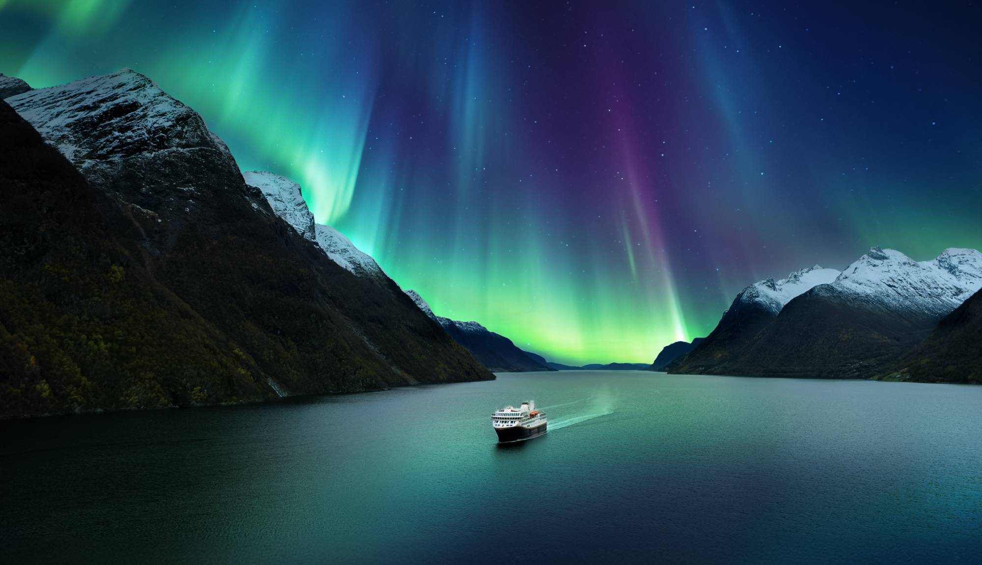 Havila Voyages - Northern Lights Cruises - Ship Lights