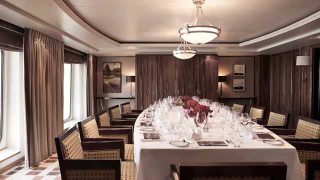 Crystal Cruises - Crystal Symphony The Vintage Room