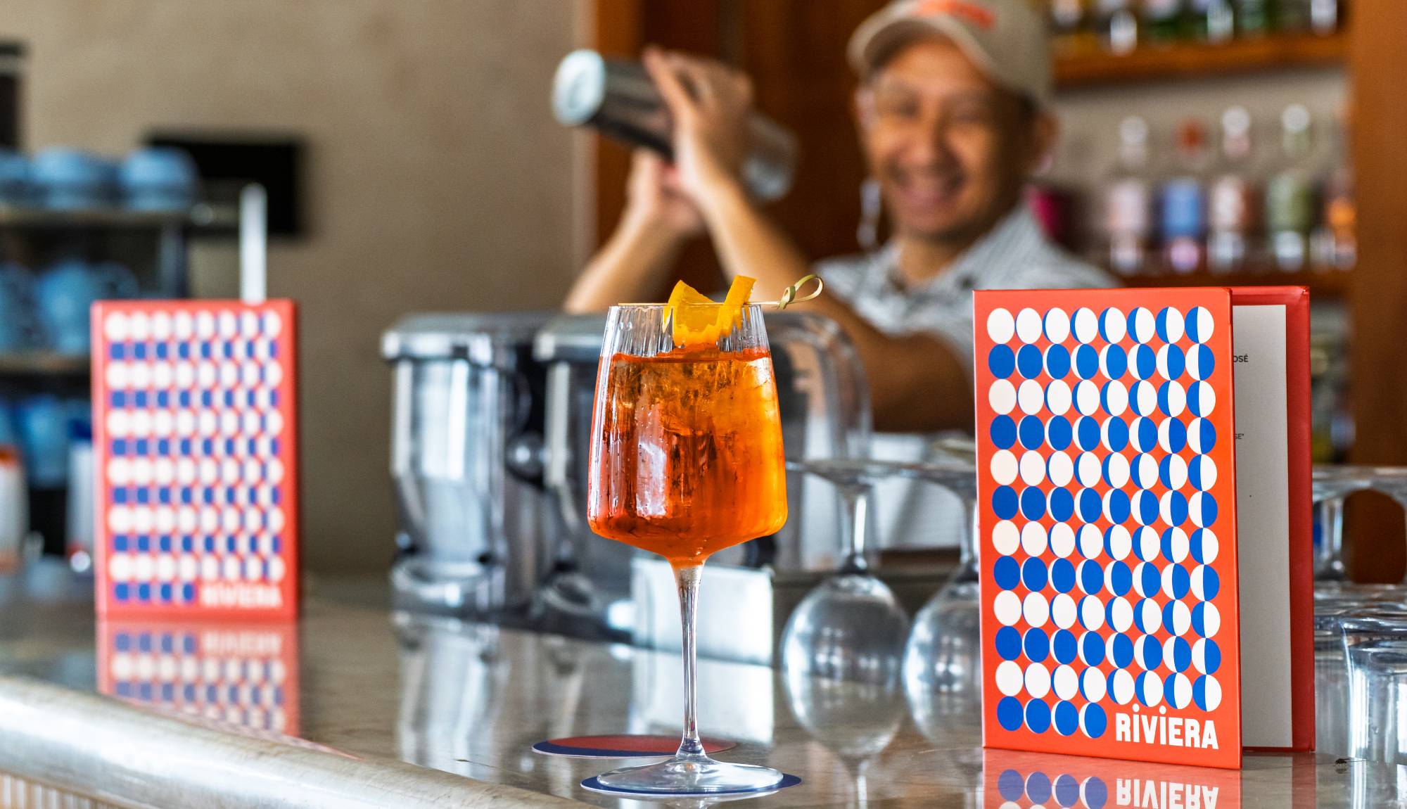 Silversea - Riviera Bar - Aperol Spritz