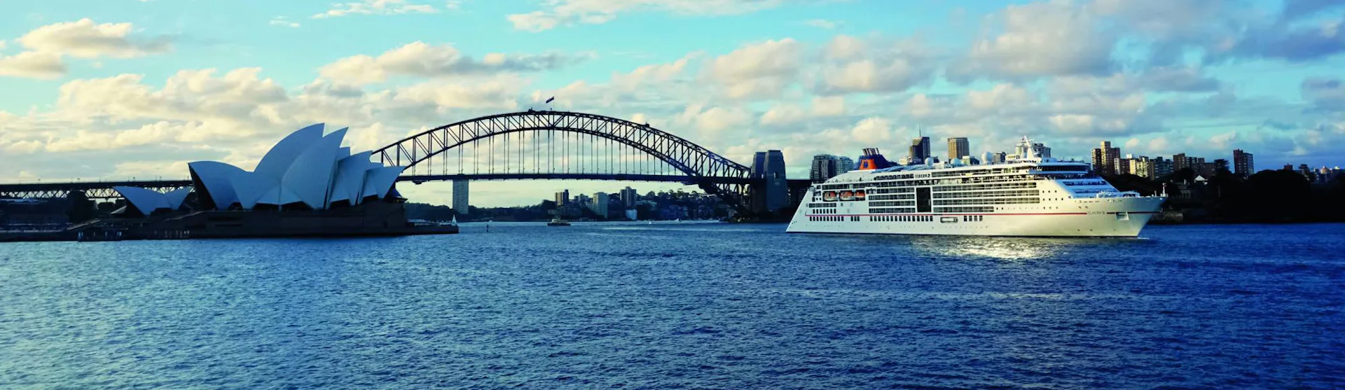 Hapag-Lloyd Cruises - MS EUROPA 2 - Sydney
