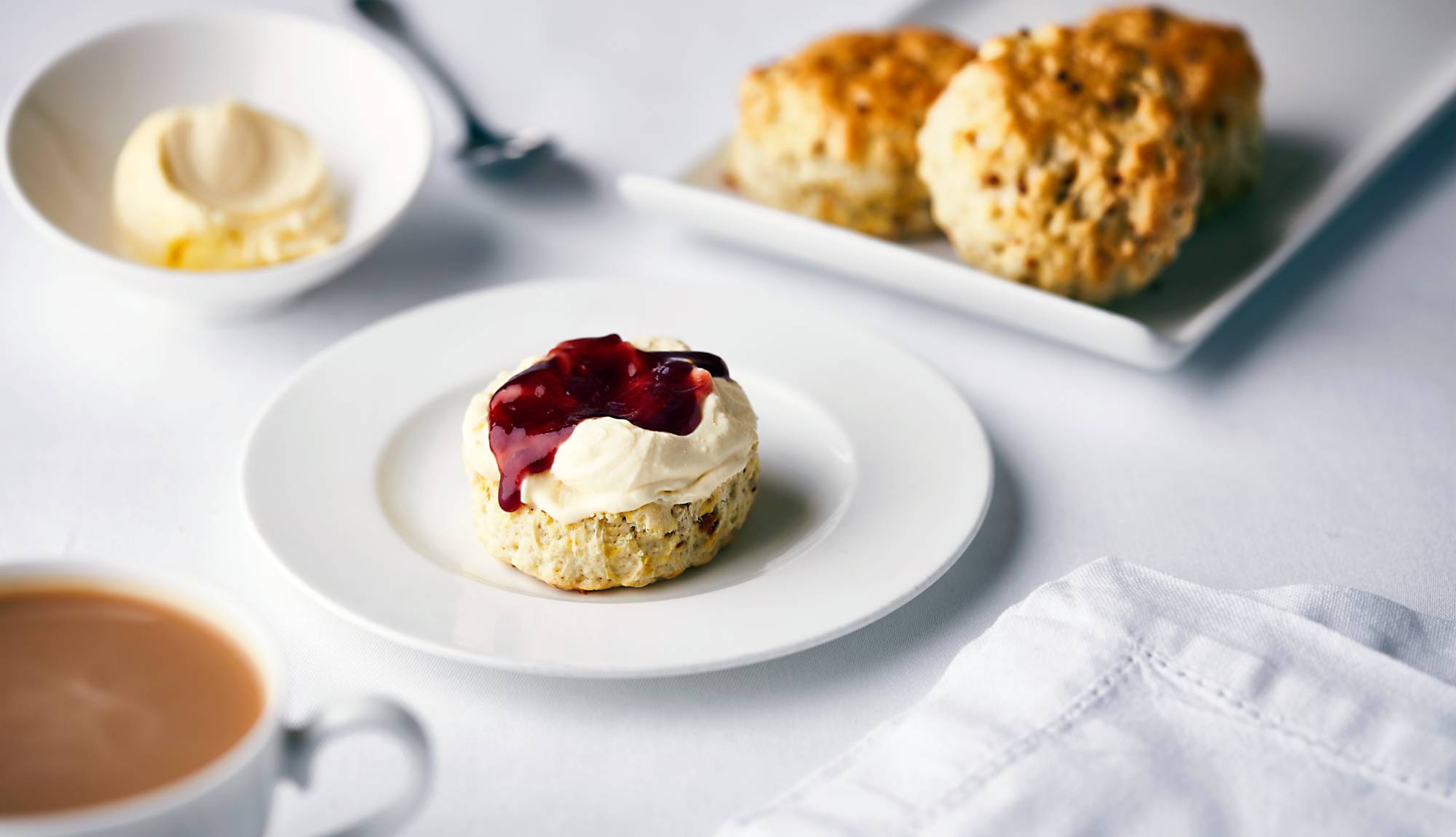 P&O Cruises - Dining - Afternoon Tea