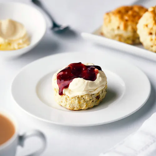P&O Cruises - Dining - Afternoon Tea