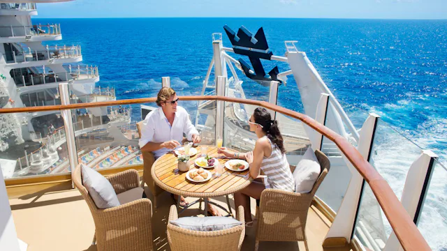 Royal Caribbean - Dining - Dining on the Balcony of an AQ Suite