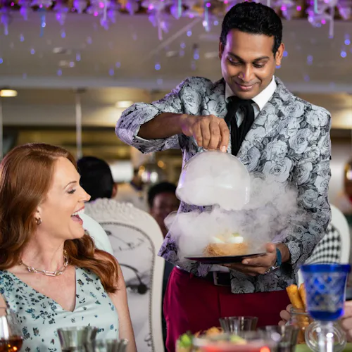 Royal Caribbean - Dining - Wonderland