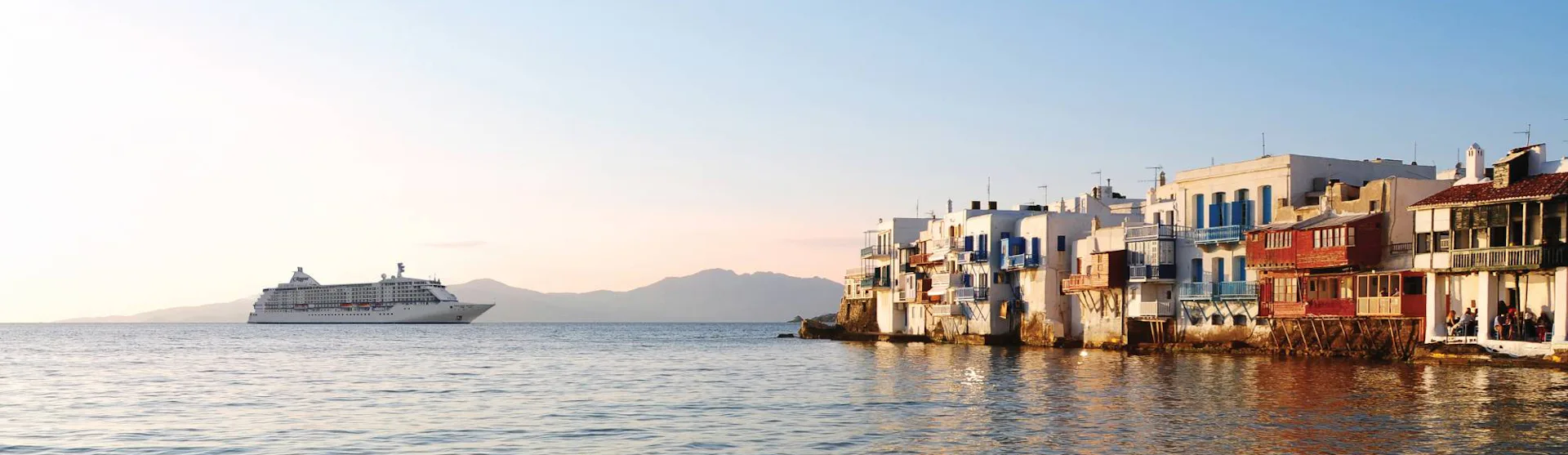 Regent Seven Seas - Voyager in Mykonos